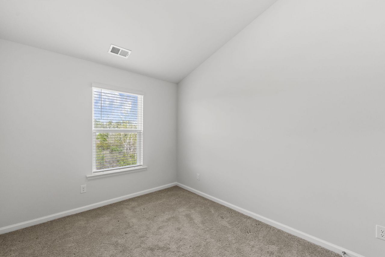 129 Yarrow Way Photo 17