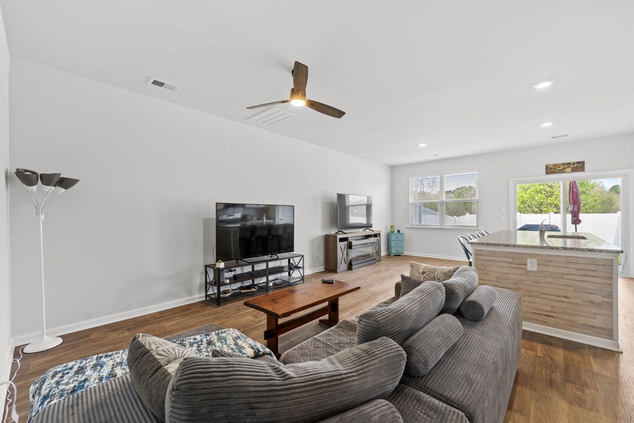 129 Yarrow Way Photo 8