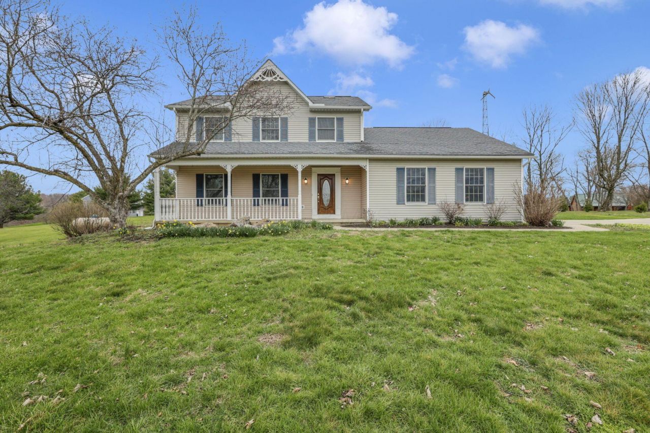 21 Indian Wood Drive, Thornville, OH 43076 Main Photo