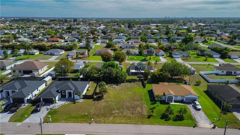 617 SW 11th Pl, Cape Coral, FL 33991 Photo