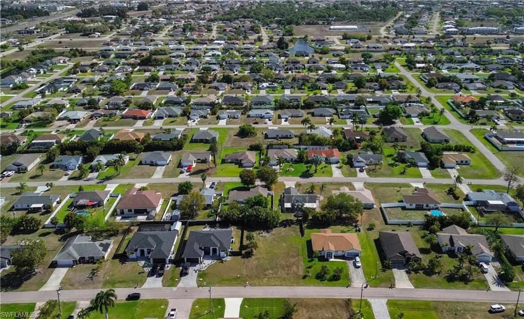 617 SW 11th Pl, Cape Coral, FL 33991 Photo