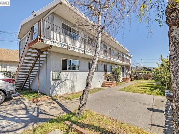 2828 22nd Avenue, Oakland, CA 94606