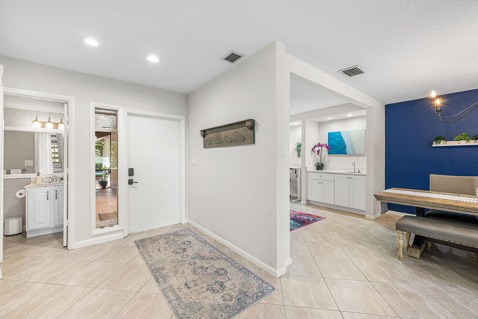 6595 Parkview Drive, Unit D, Boca Raton, FL 33433 Photo