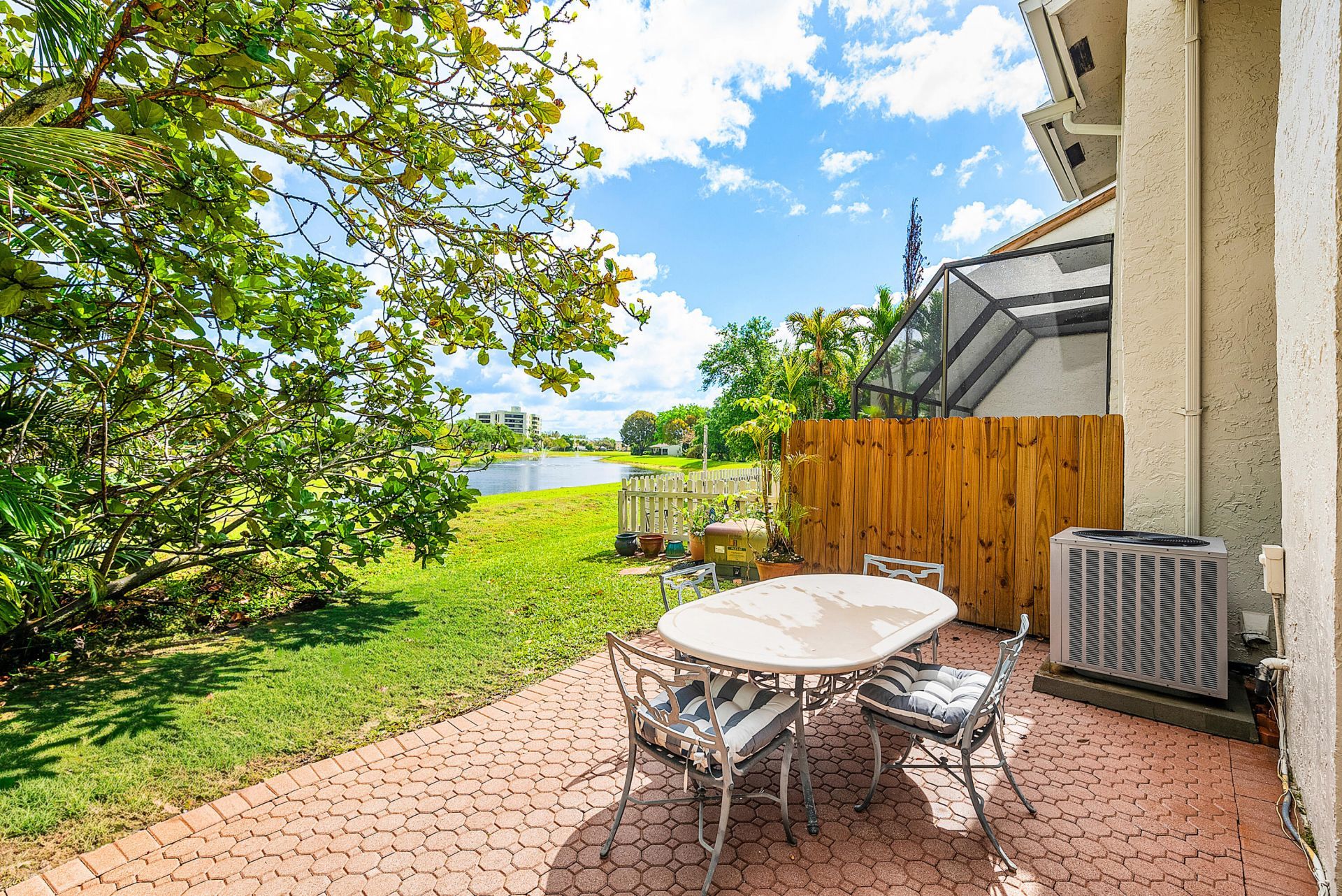 6595 Parkview Drive, Unit D, Boca Raton, FL 33433 Photo