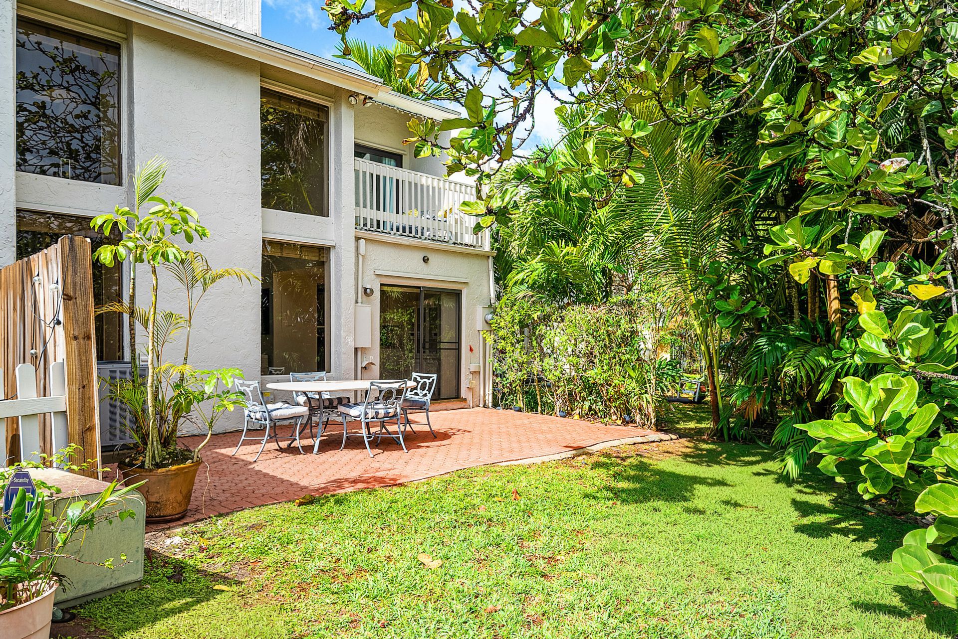 6595 Parkview Drive, Unit D, Boca Raton, FL 33433 Photo