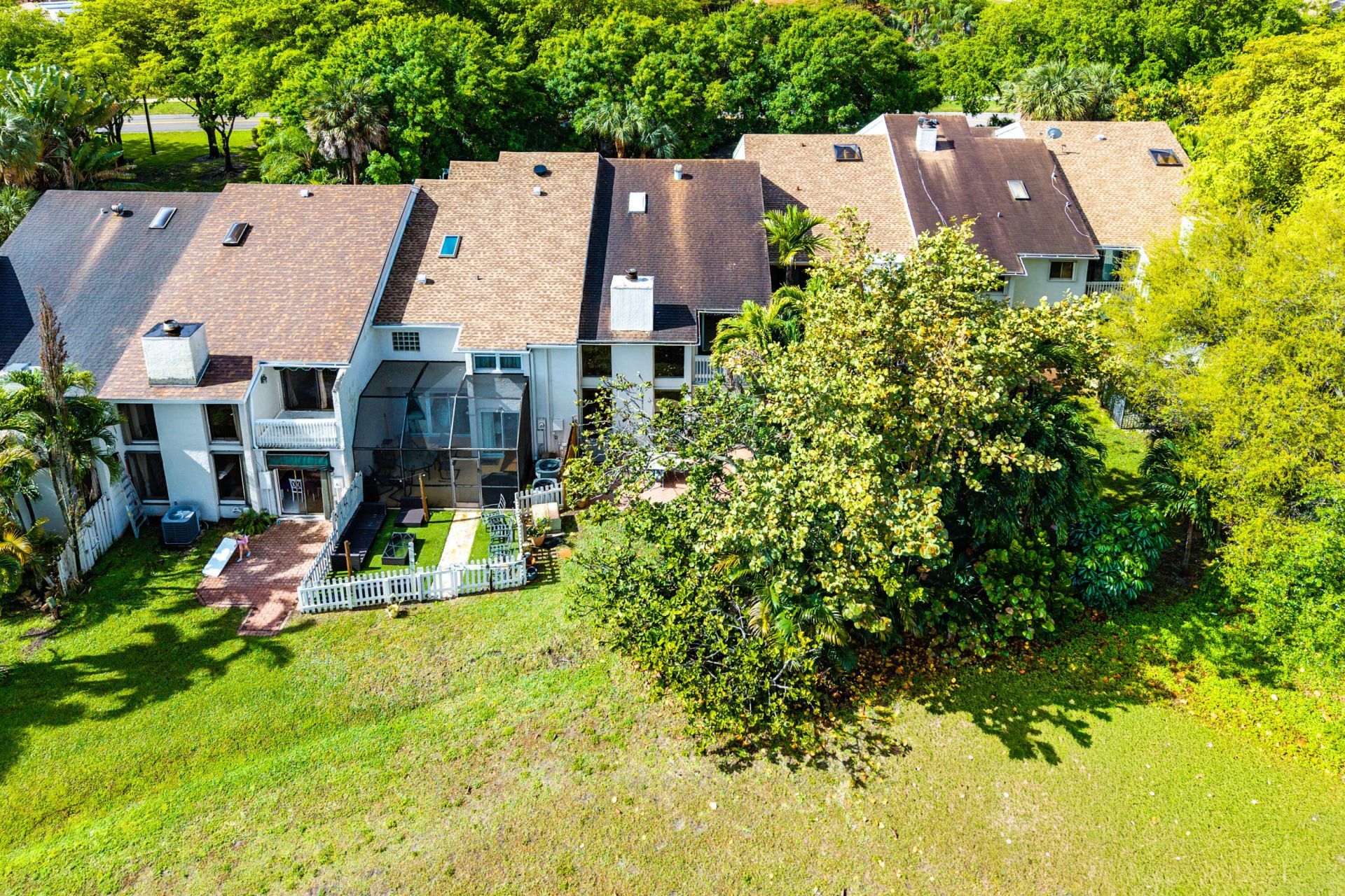 6595 Parkview Drive, Unit D, Boca Raton, FL 33433 Photo