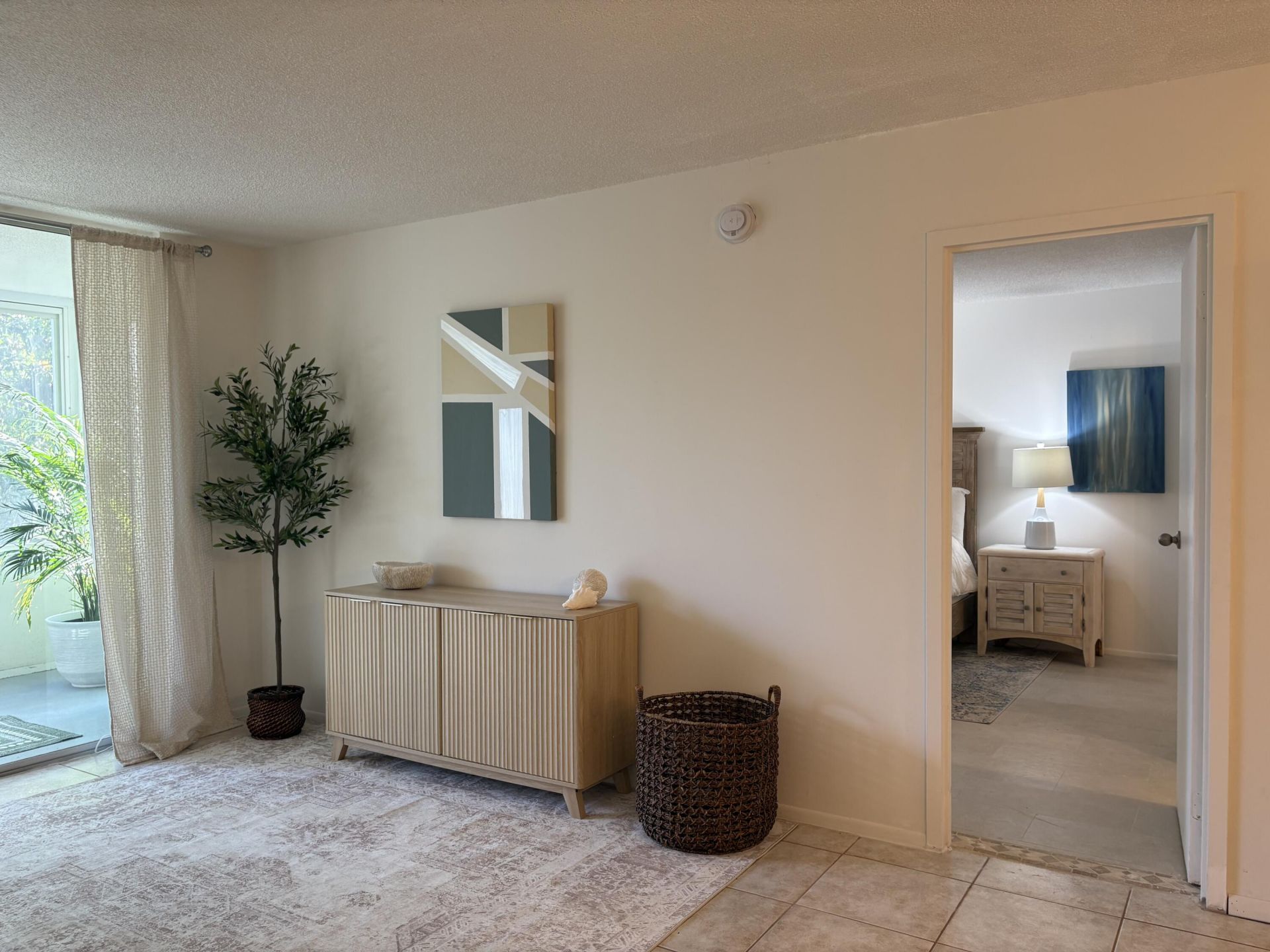 2650 NW 49th Avenue, Unit 327, Lauderdale Lakes, FL 33313 Photo