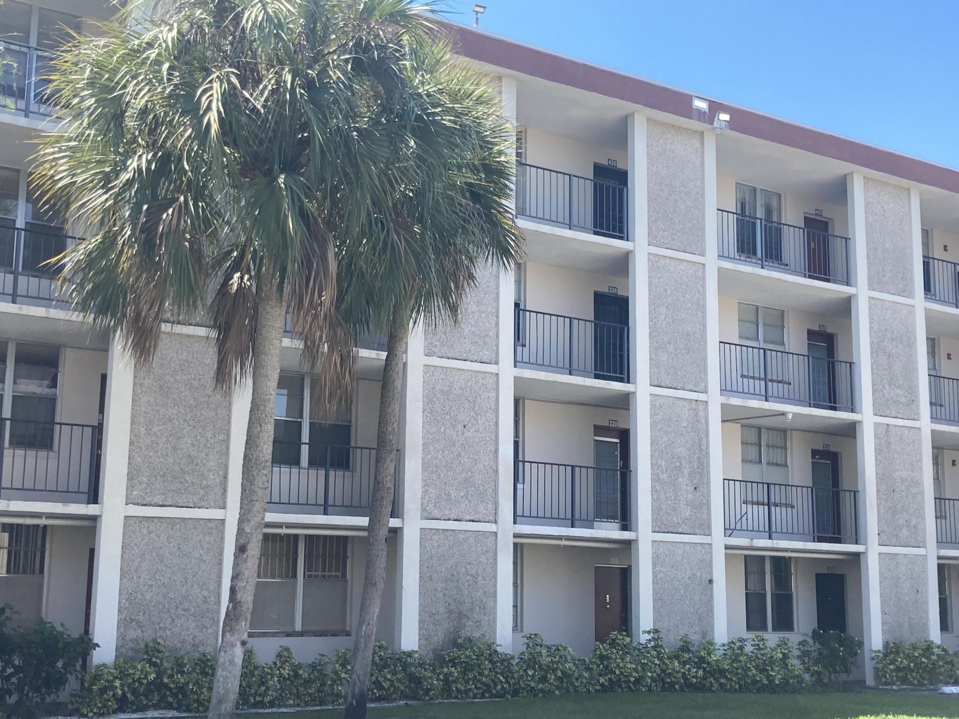 2650 NW 49th Avenue, Unit 327, Lauderdale Lakes, FL 33313 Photo