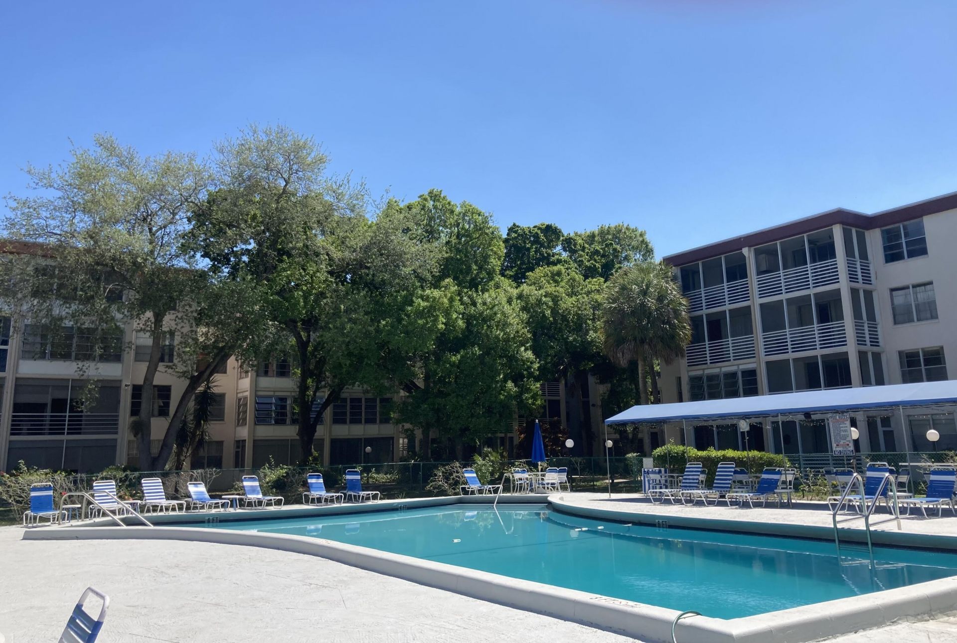 2650 NW 49th Avenue, Unit 327, Lauderdale Lakes, FL 33313 Photo