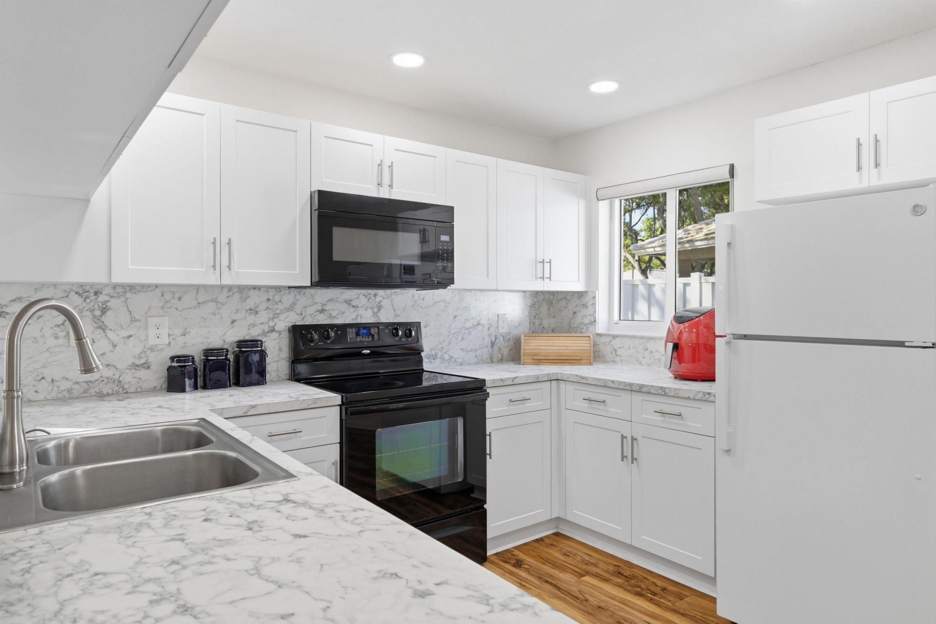 9829 NW 2nd Court, Plantation, FL 33324 Photo