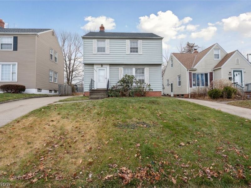 9504 S Highland Avenue, Garfield Heights, OH 44125 Photo 3