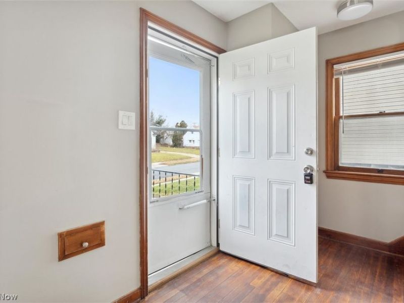 9504 S Highland Avenue, Garfield Heights, OH 44125 Photo 4