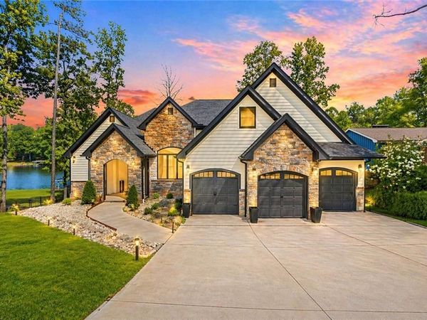 2021 Lakeview Parkway, Villa Rica, GA 30180