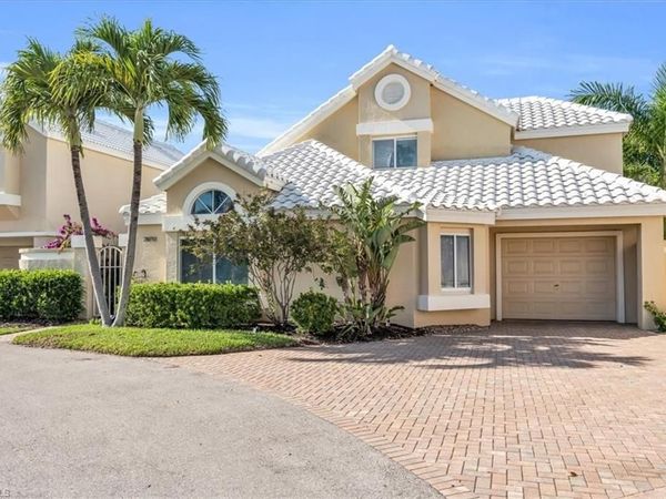 28712 Carmel WAY, BONITA SPRINGS, FL 34134