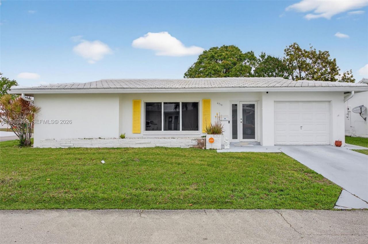 6719 NW 70th Ct, Tamarac, FL 33321 Photo