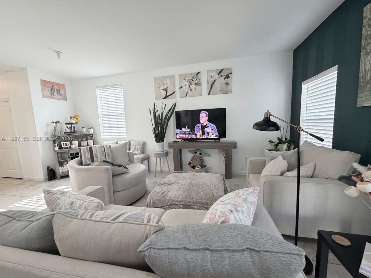 4002 NW 11th Dr, Plantation, FL 33313 Photo