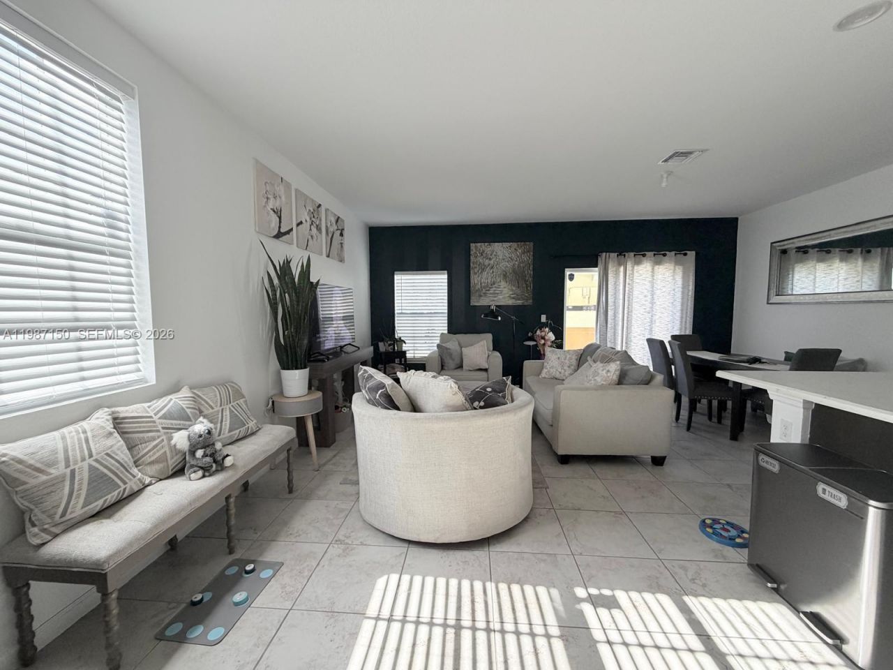 4002 NW 11th Dr, Plantation, FL 33313 Photo