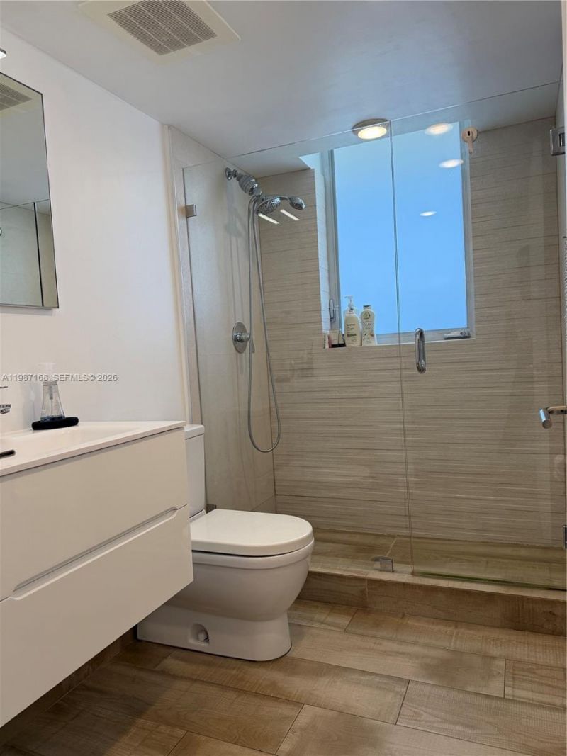 9261 E Bay Harbor Dr , Unit 607, Bay Harbor Islands, FL 33154 Photo