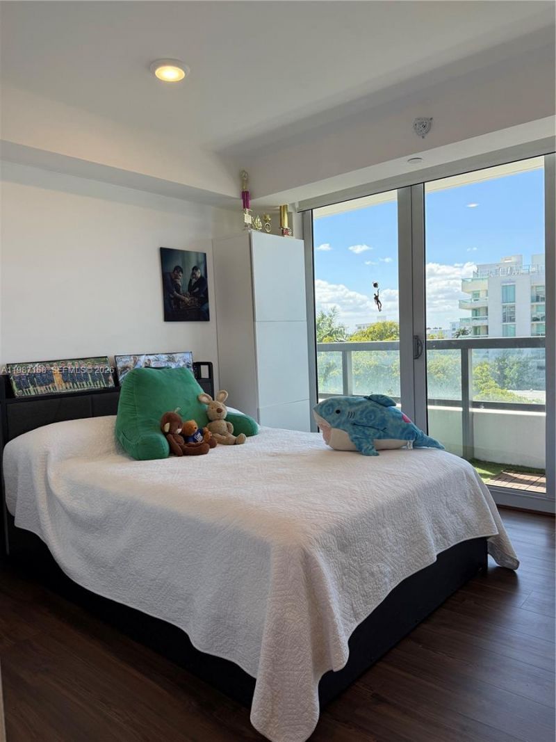 9261 E Bay Harbor Dr , Unit 607, Bay Harbor Islands, FL 33154 Photo