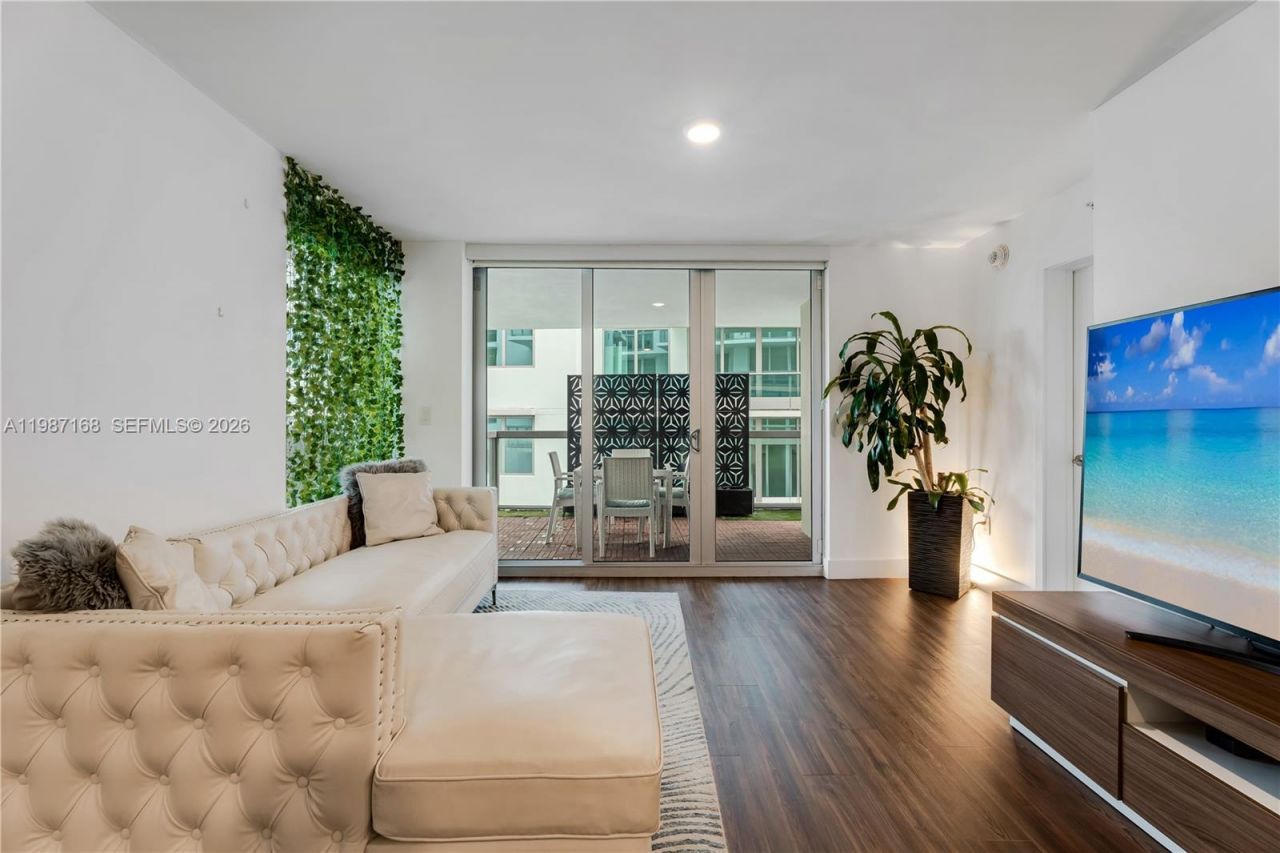 9261 E Bay Harbor Dr , Unit 607, Bay Harbor Islands, FL 33154 Photo