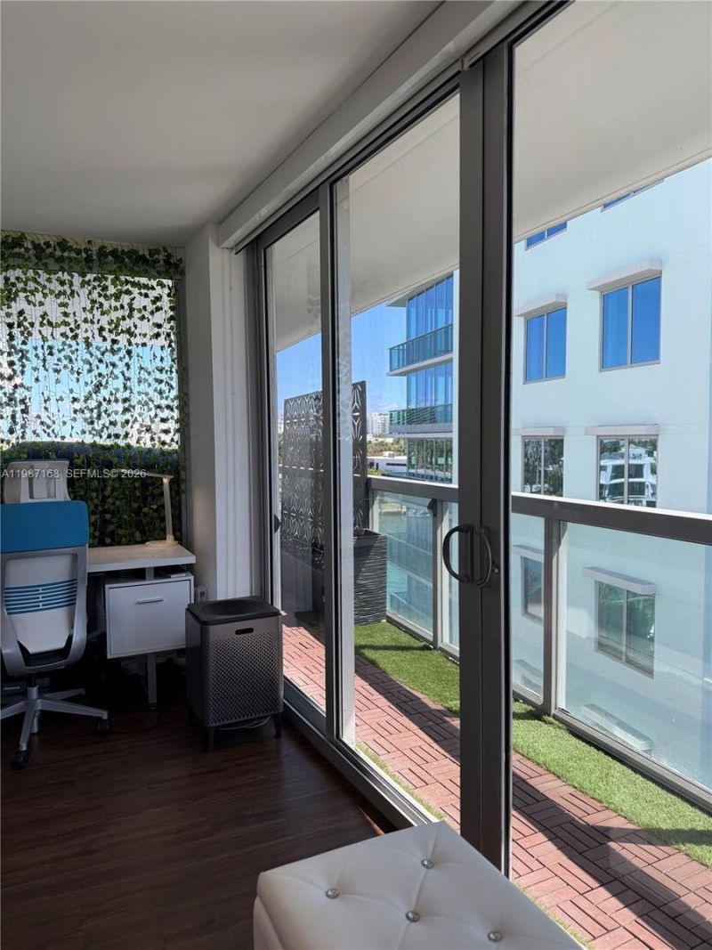 9261 E Bay Harbor Dr , Unit 607, Bay Harbor Islands, FL 33154 Photo