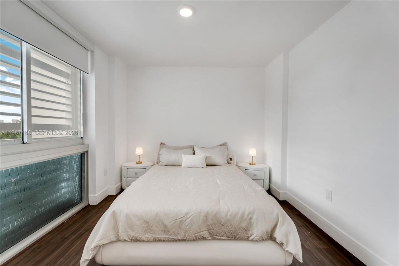 9261 E Bay Harbor Dr, Unit 607, Bay Harbor Islands, FL 33154 Photo