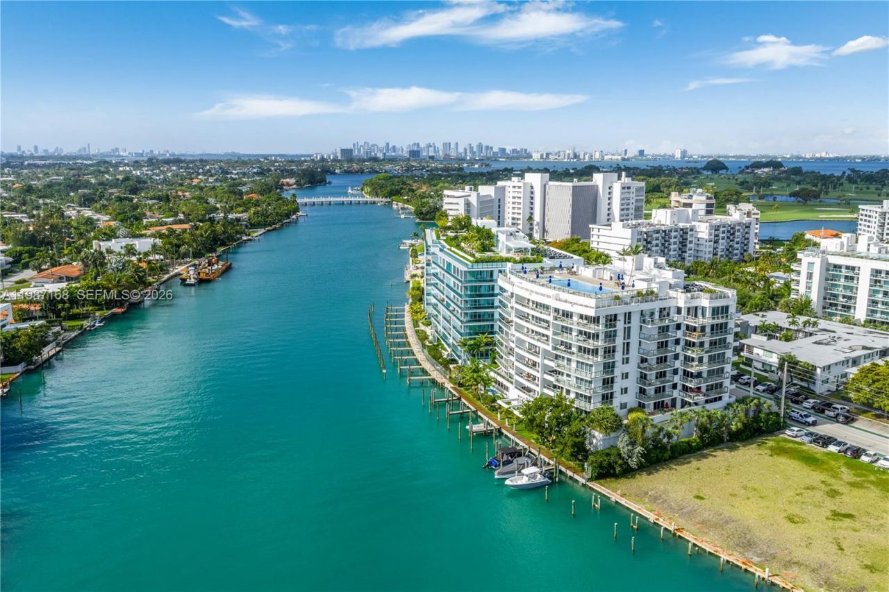 9261 E Bay Harbor Dr, Unit 607, Bay Harbor Islands, FL 33154 Photo