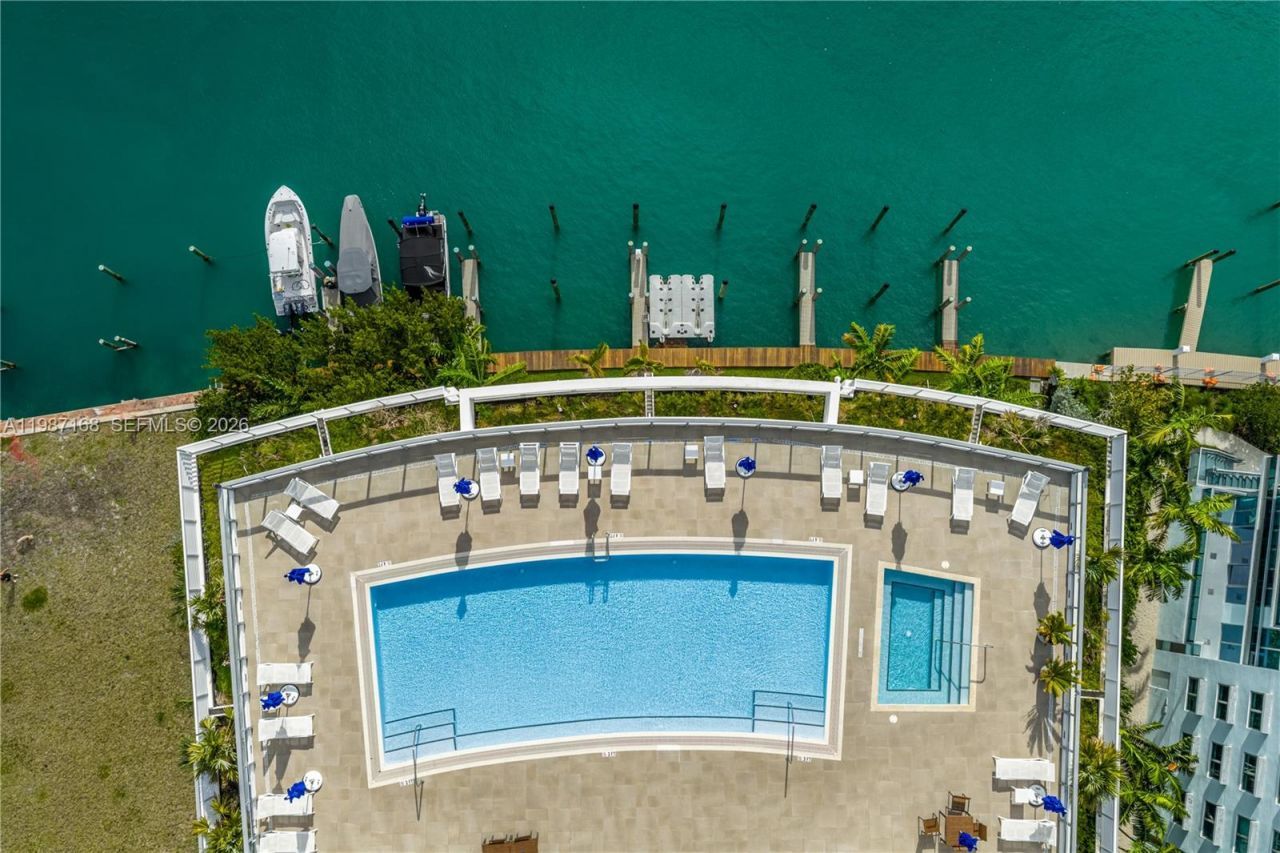 9261 E Bay Harbor Dr, Unit 607, Bay Harbor Islands, FL 33154 Photo