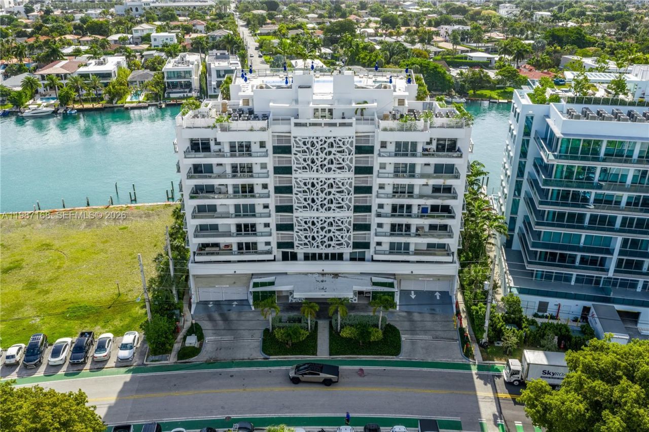 9261 E Bay Harbor Dr, Unit 607, Bay Harbor Islands, FL 33154 Photo