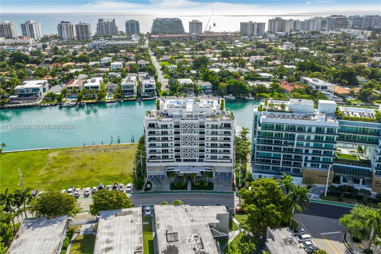 9261 E Bay Harbor Dr, Unit 607, Bay Harbor Islands, FL 33154 Photo