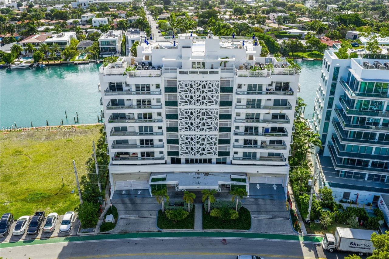 9261 E Bay Harbor Dr, Unit 607, Bay Harbor Islands, FL 33154 Photo