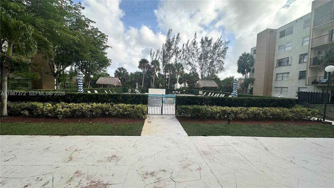 14250 SW 62nd St , Unit 517, Miami, FL 33183 Photo