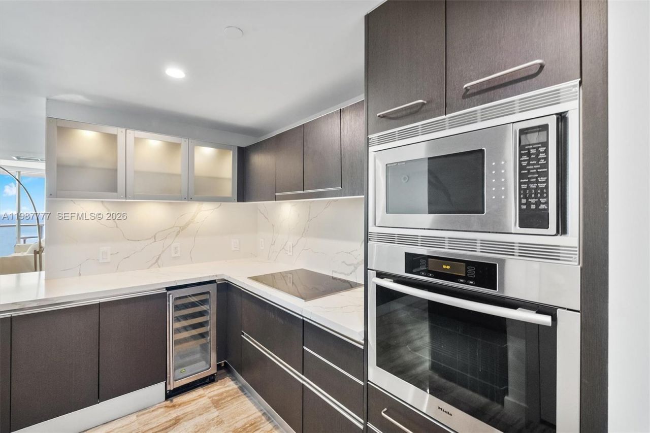 17001 Collins Ave, Unit 2702, Sunny Isles Beach, FL 33160 Photo