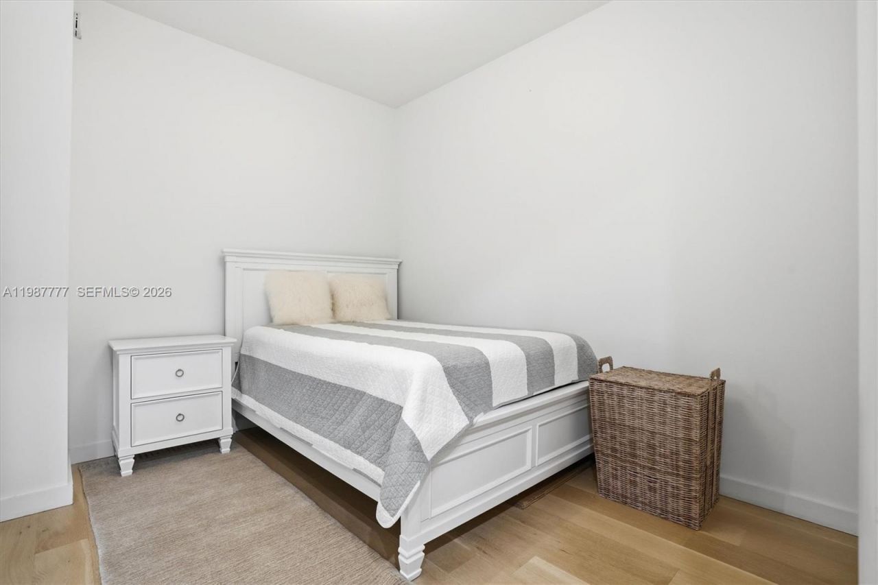 17001 Collins Ave, Unit 2702, Sunny Isles Beach, FL 33160 Photo