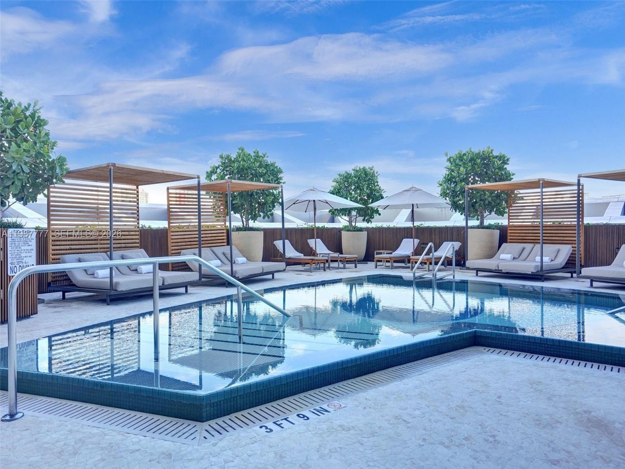 17001 Collins Ave, Unit 2702, Sunny Isles Beach, FL 33160 Photo