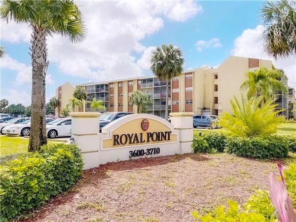 3610 NW 21st St , Unit 104, Lauderdale Lakes, FL 33311