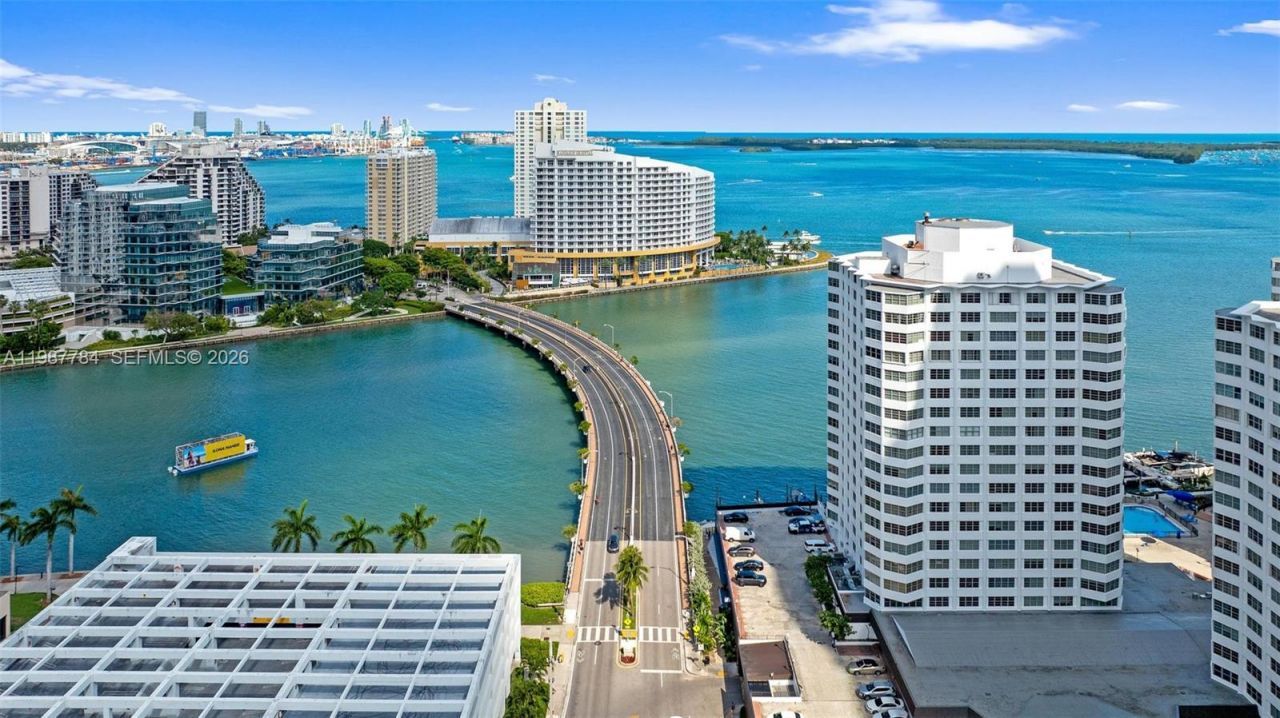 801 Brickell Bay Dr, Unit 361, Miami, FL 33131 Photo