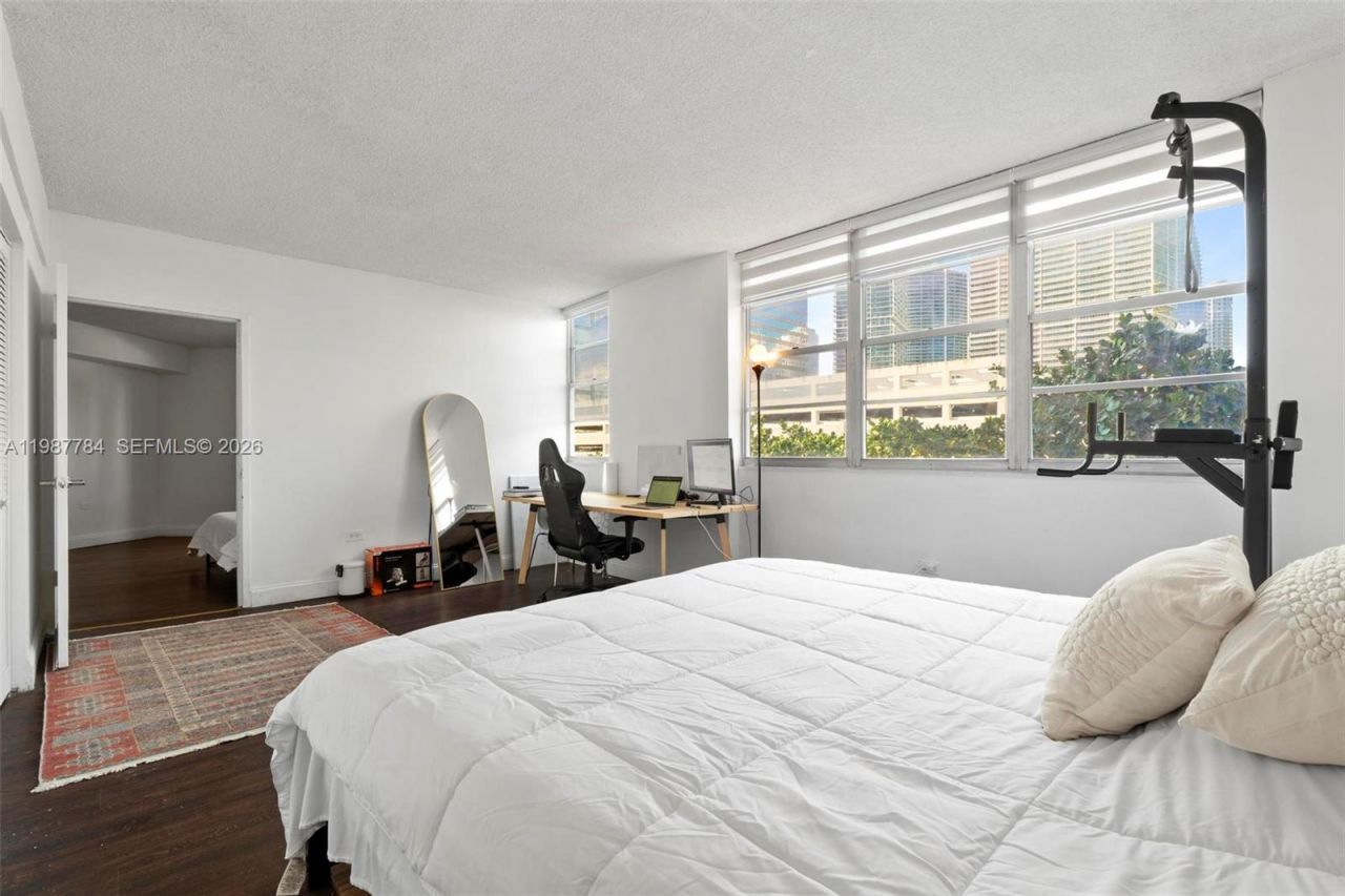 801 Brickell Bay Dr , Unit 361, Miami, FL 33131 Photo