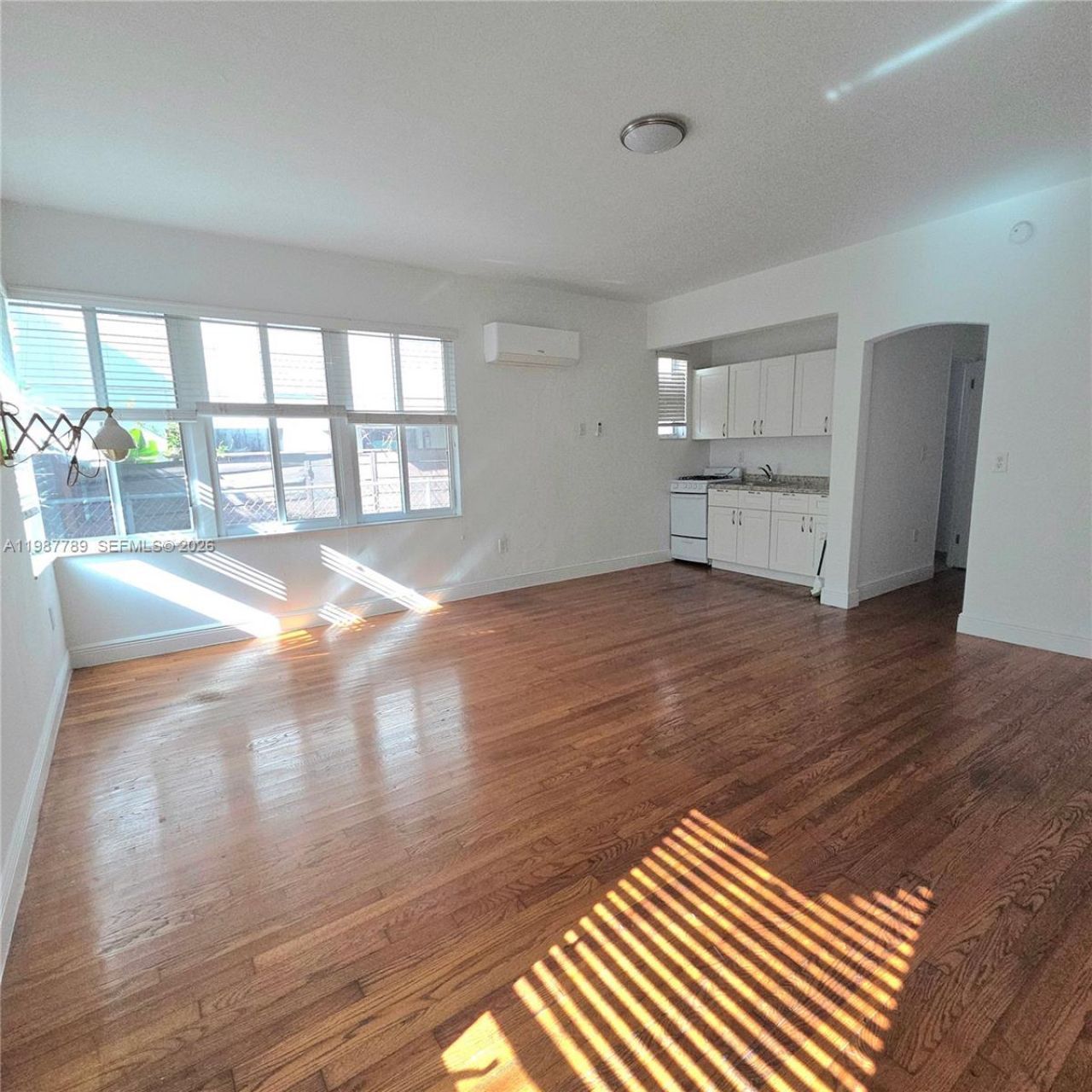 7936 Harding Ave , Unit 6, Miami Beach, FL 33141 Photo