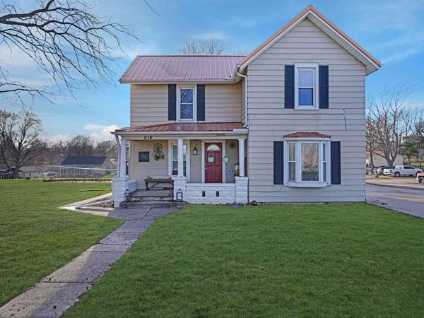 516 N LAKEVIEW Street, Elmwood, IL 61529