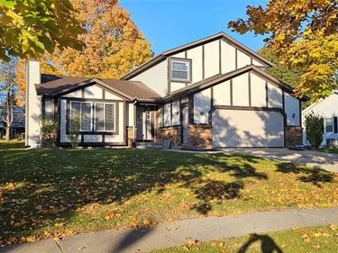 2079 Pheasant Avenue NW, Walker, MI 49534