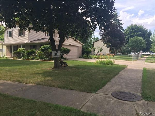 2741 CAMPBELLGATE, Waterford Twp, MI 48329