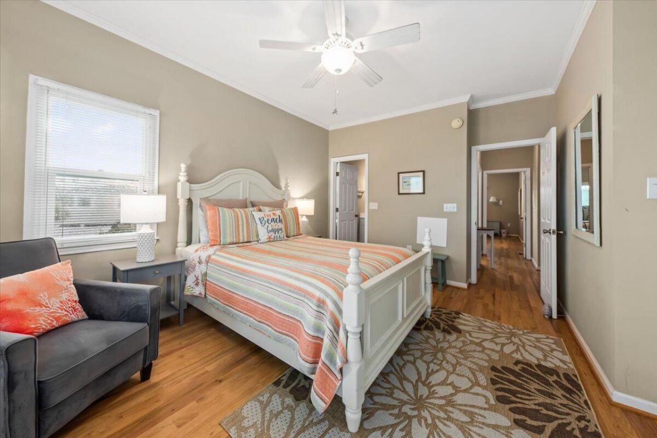 3004 Point Street Photo 40