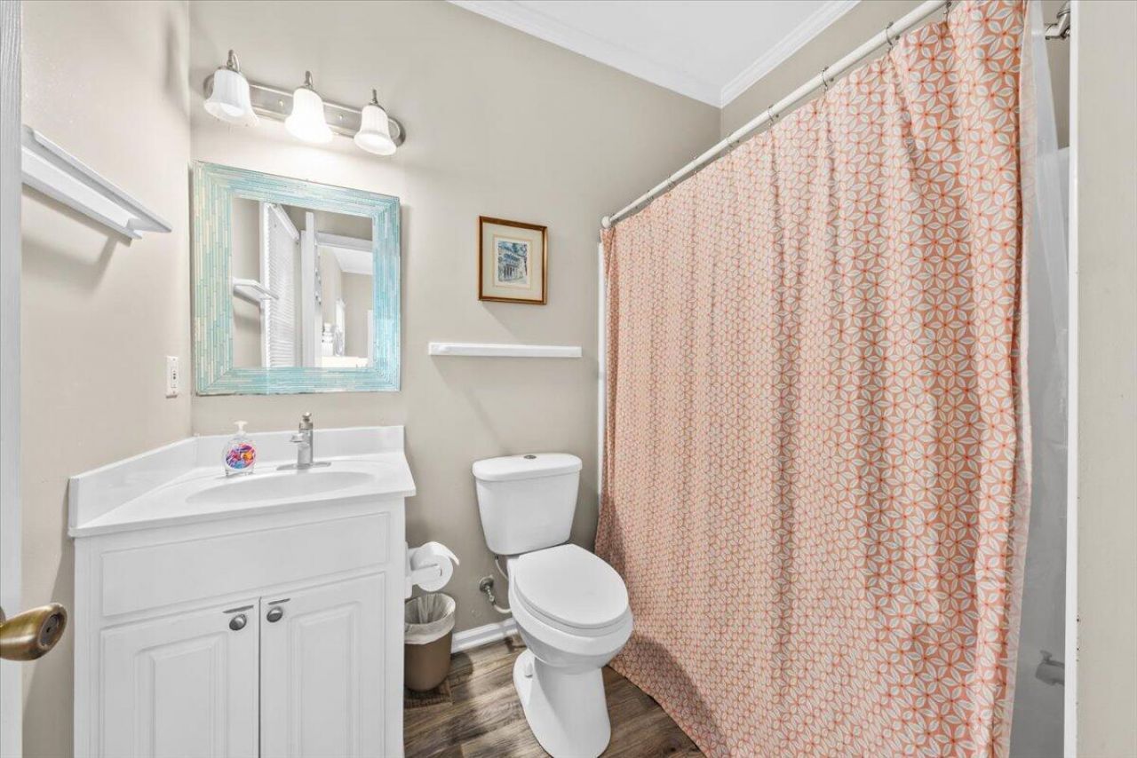 3004 Point Street Photo 41