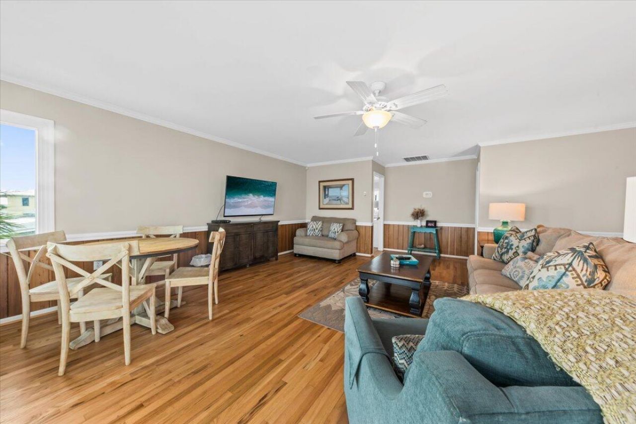 3004 Point Street Photo 42