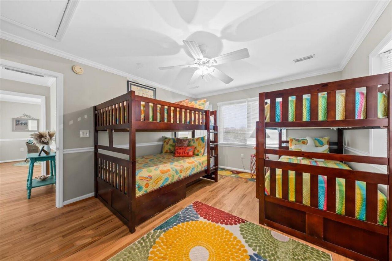 3004 Point Street Photo 46