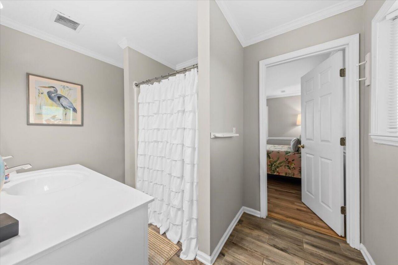 3004 Point Street Photo 47