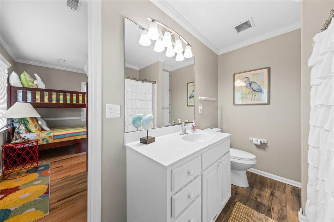 3004 Point Street Photo 48