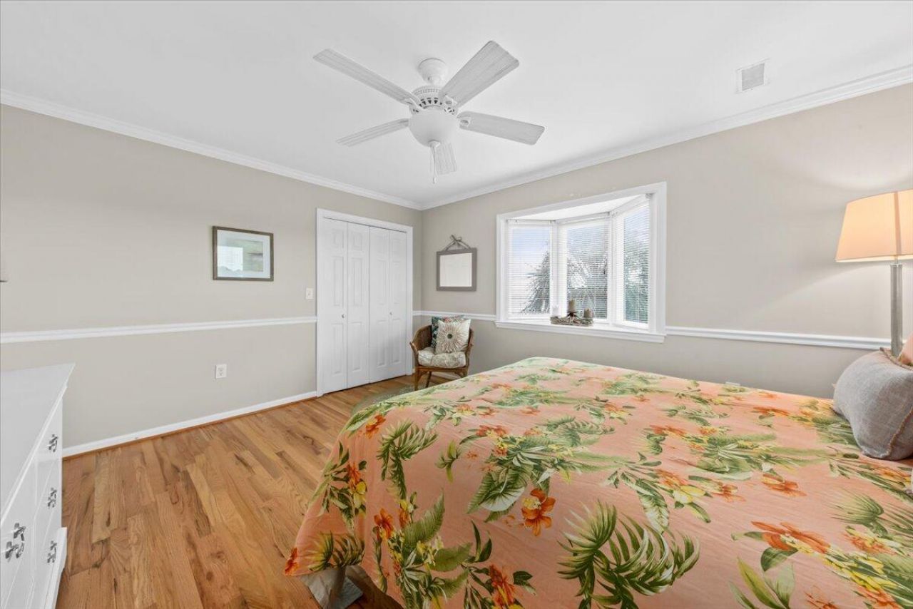 3004 Point Street Photo 49