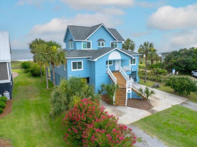 3004 Point Street Photo 9